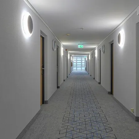 فندق Express Zentrum By Ihg 3*