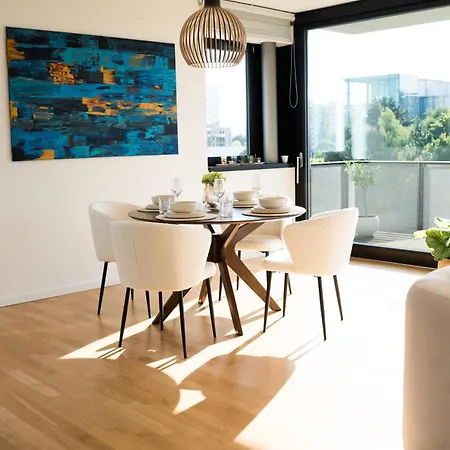 Apartamento Moderne Mit Grosszuegigen 100qm In Der Dresdner Altstadt *