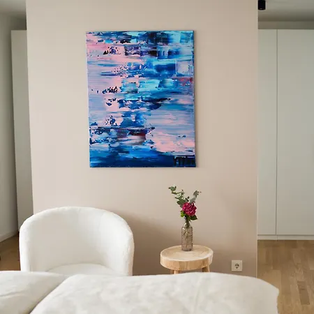 Apartamento Moderne Mit Grosszuegigen 100qm In Der Dresdner Altstadt Dresde