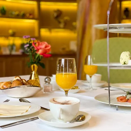 Relais & Chateaux Buelow Palais ホテル