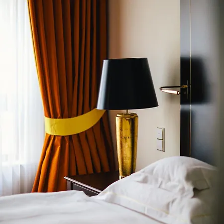 Relais & Chateaux Buelow Palais ホテル 5*