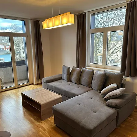Linda Ninh Apartment Dresden