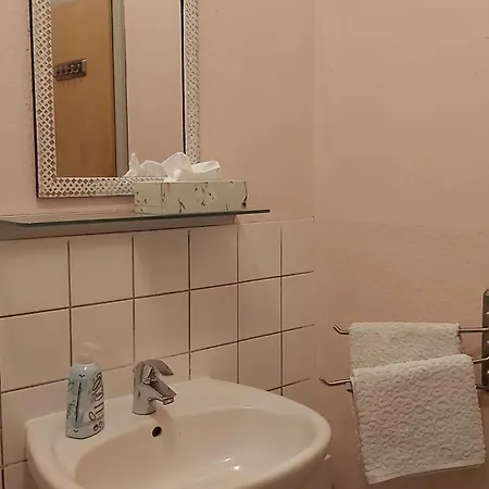Appartement City-ferienwohnungen-dresden - Zentral Gelegen Im Haus Louisenstrasse 11 - Dresden-neustadt Dresden
