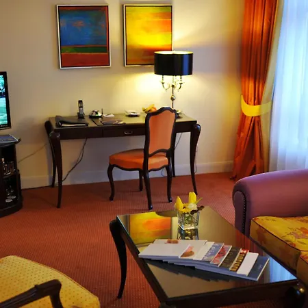 Relais & Chateaux Buelow Palais ホテル ドレスデン