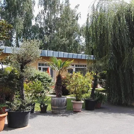 4 Apartment