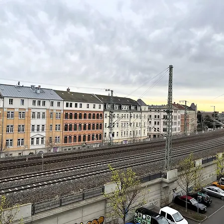 Wohnperle Neustadt - Zentral, Kostenloser Parkplatz, Lift, Klimaanlage 아파트