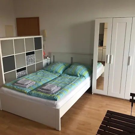 Apartment Helle 1raum Mit Balkon Und Kueche