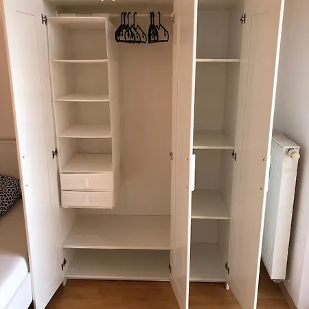 Apartment Helle 1raum Mit Balkon Und Kueche Dresden