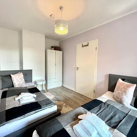 Wunderschoen-wohnen-im-apartment-rooftop Apartment Dresden
