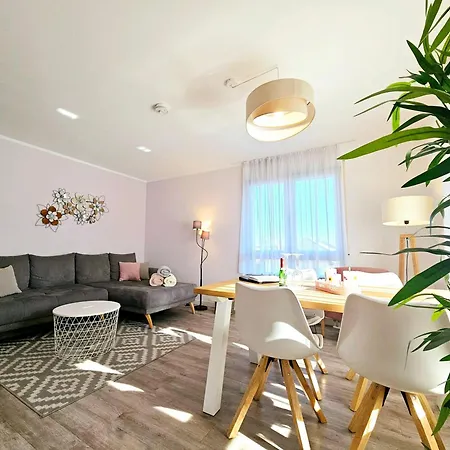 Apartment Wunderschoen-wohnen-im-apartment-rooftop