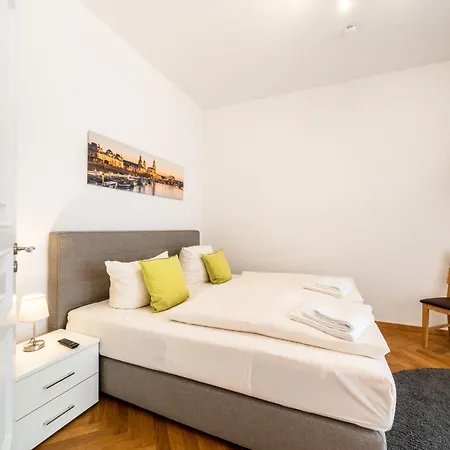 Апартаменты Familienapartment An Der Frauenkirche