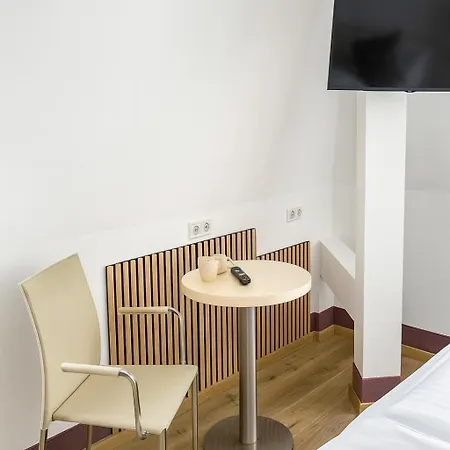 Noel Am Hauptbahnhof 3* Dresda
