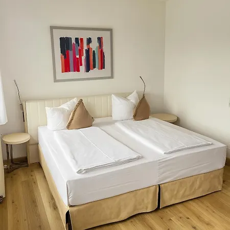 Hotel Noel Am Hauptbahnhof Dresda