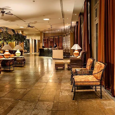 Elbflorenz Otel 4*