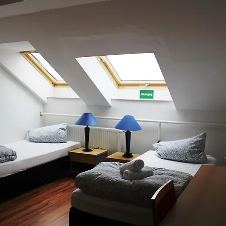 Hostal Elbe's *