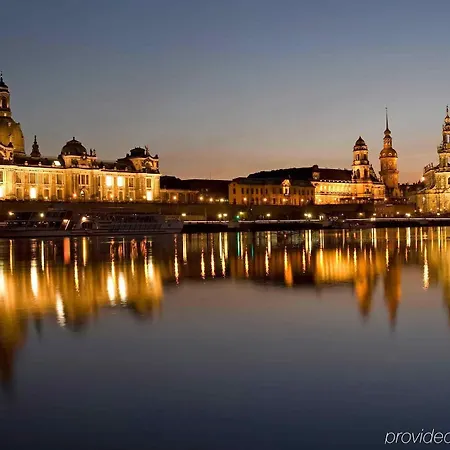 Occidental Newa Отель