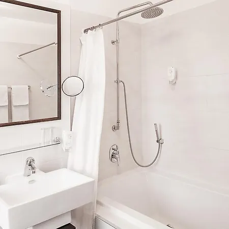 Hotel Aviv 3*