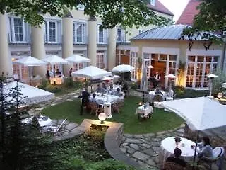 Romantik And Restaurant Pattis Hotel 4*