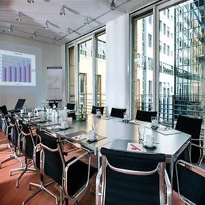 Otel Elbflorenz 4*