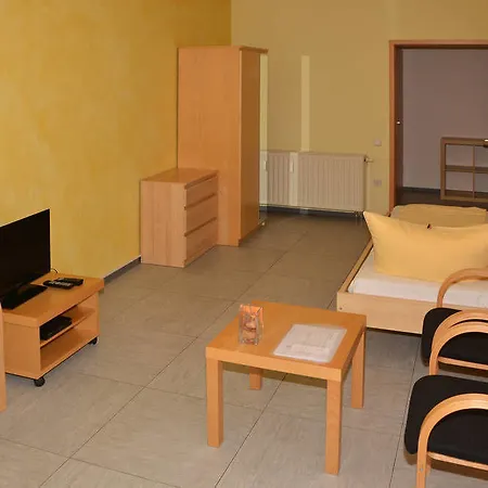 Gastehaus Mezzaluna Inn