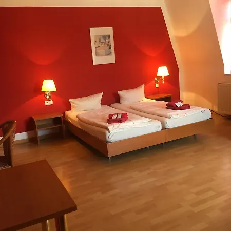 & Nolift Hotel 2*
