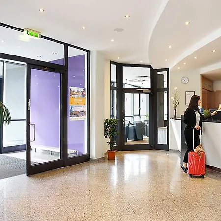 Western Macrander Hotel Dresde