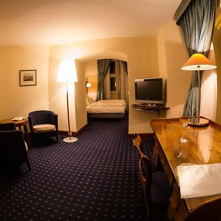 Hotel Schloss Eckberg