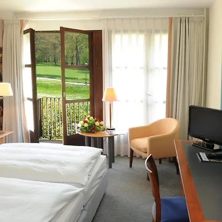 Schloss Eckberg Hotel