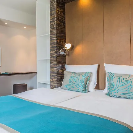 Hotel One - Palaisplatz 3*
