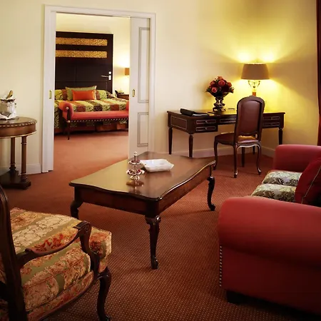 ホテル Relais & Chateaux Buelow Palais 5*