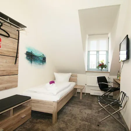 Guest house Am Waldschloesschen - Brauhaus 3*