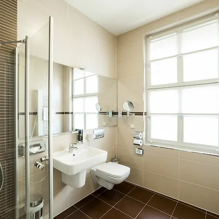 Am Schloss Aparthotel 4*