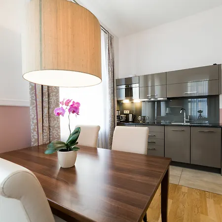 Aparthotel Am Schloss Dresden