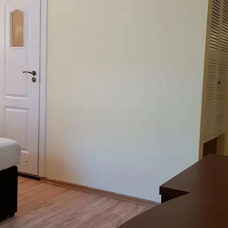 Ξενοδοχείο Hotel-villa Lalee