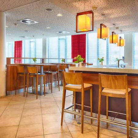 德累斯顿老城莱昂纳多酒店 酒店