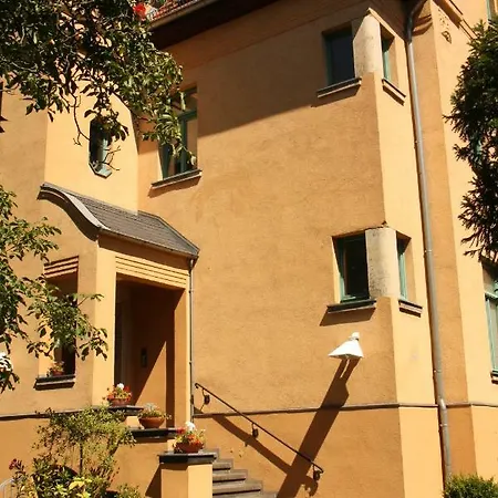 Am Grossen Garten *