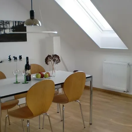 Stilvolle Am Grossen Garten Apartment *