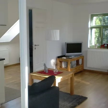Stilvolle Am Grossen Garten Apartment