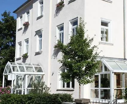 Am Grossen Garten 3*