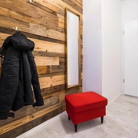 Thirtysix Apartment *