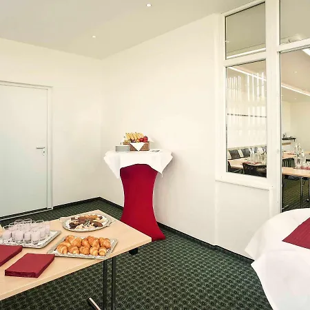 Ibis Zentrum Hotel 3*