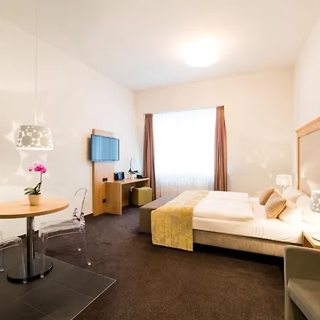 Am Schloss Aparthotel 4*