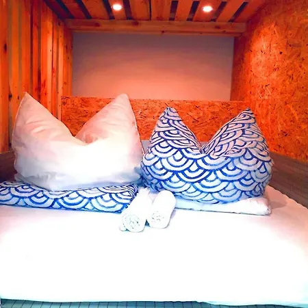 Hotel Fox-box