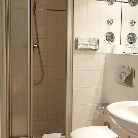 Hotel Western Quintessenz-forum 4*