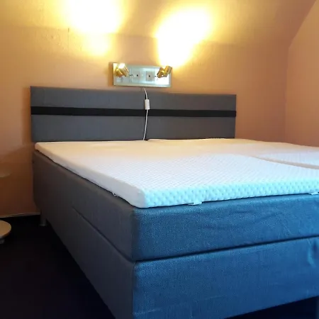 Ferienwohnung Dresden West * Dresden