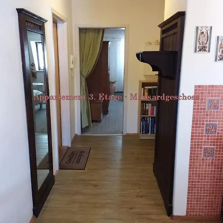 City-ferienwohnungen-dresden - Zentral Gelegen Im Haus Louisenstrasse 11 - Dresden-neustadt * Dresde