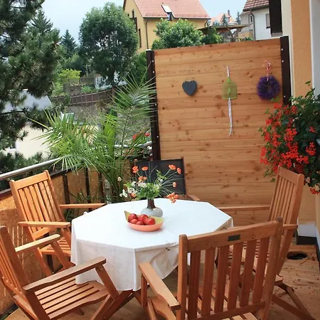 Romantik Aparthotel 3*
