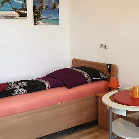 Pavillon Guest house *