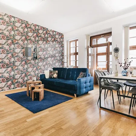 Tip! Modernes Direkt Im Herzen Dresdens Appartement