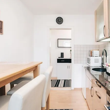 Schlummi Gemuetliche Zentrale & Saubere Apartment